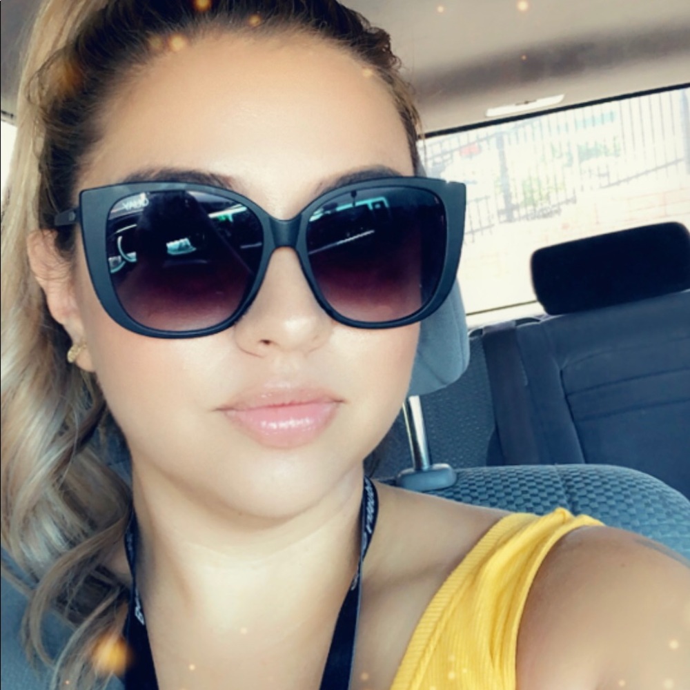 Meet your Posher, Lizette